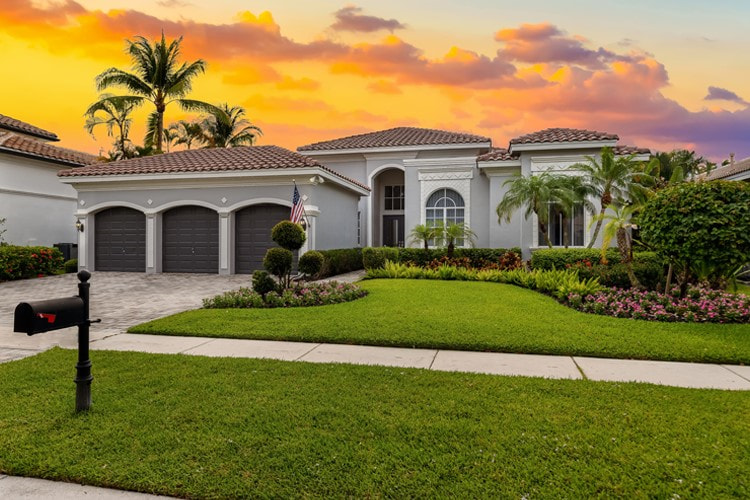 Roofing-house-image-service