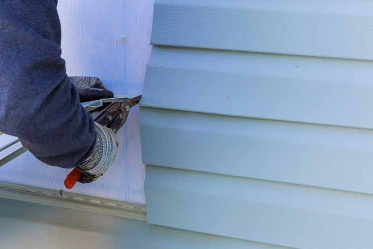 Home siding mainenance/replacement service